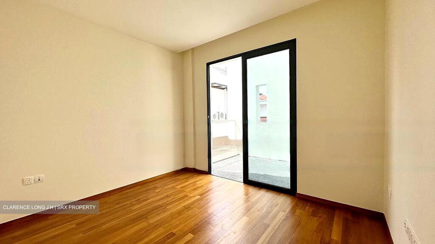 Bedok Avenue (D16), Semi-Detached #468851081